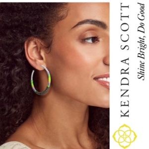NWT KENDRA SCOTT MASIE SILVER HOOP EARRINGS in LILAC MIX PARACORD